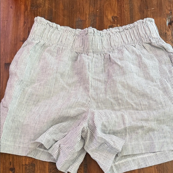 Quince Striped Cream Shorts - Picture 1 of 1